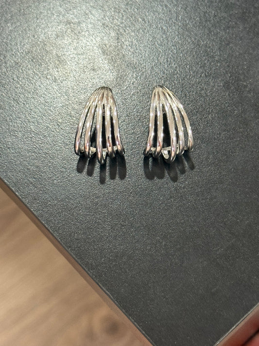 Boucles argenté ligne